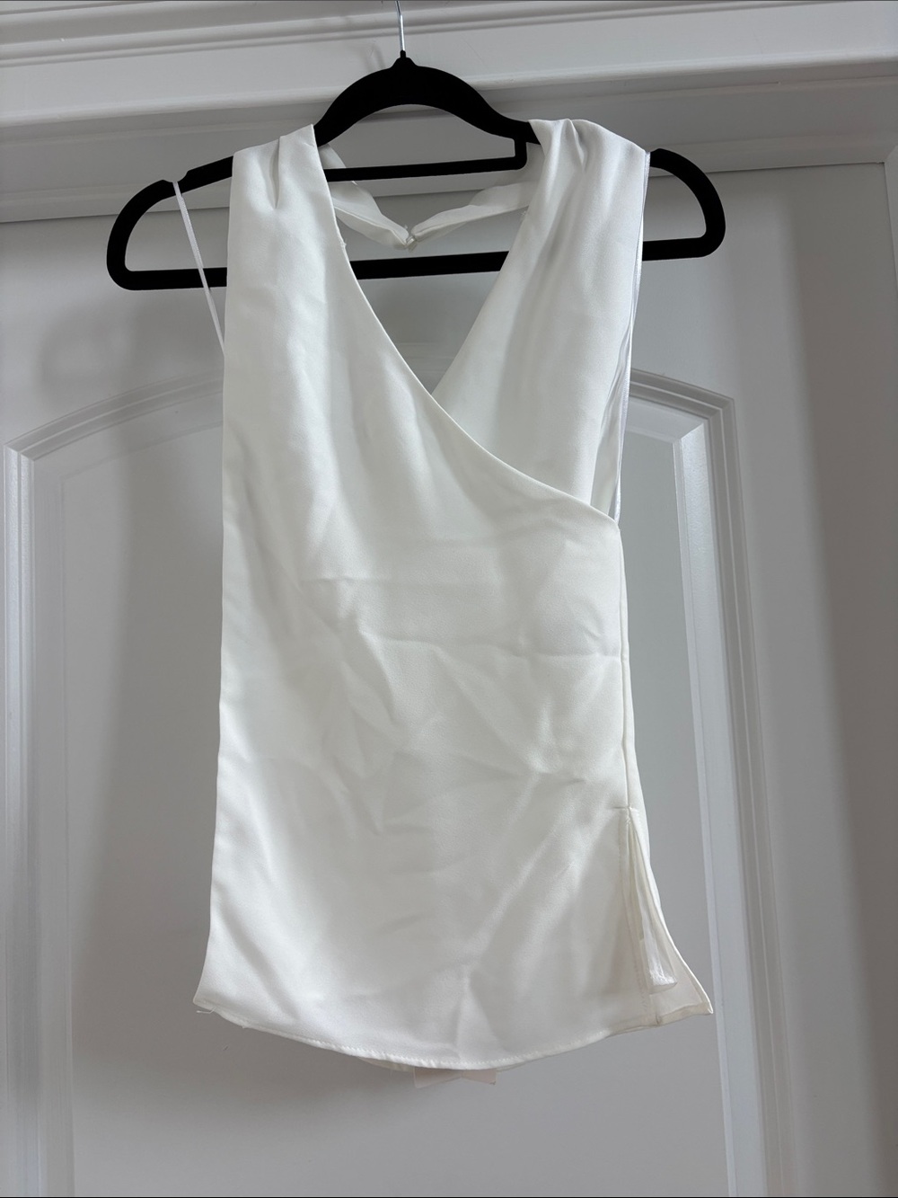 White Sleeveless V-Neck Satin Tank Top NWT